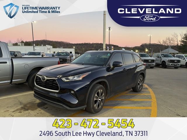 Used 2020 Toyota Highlander XLE image 1