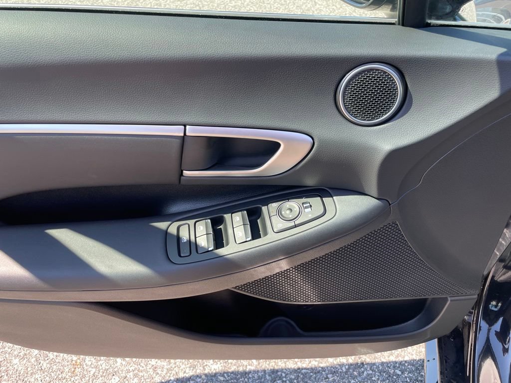 New 2026 Hyundai Sonata SEL FWD image 6