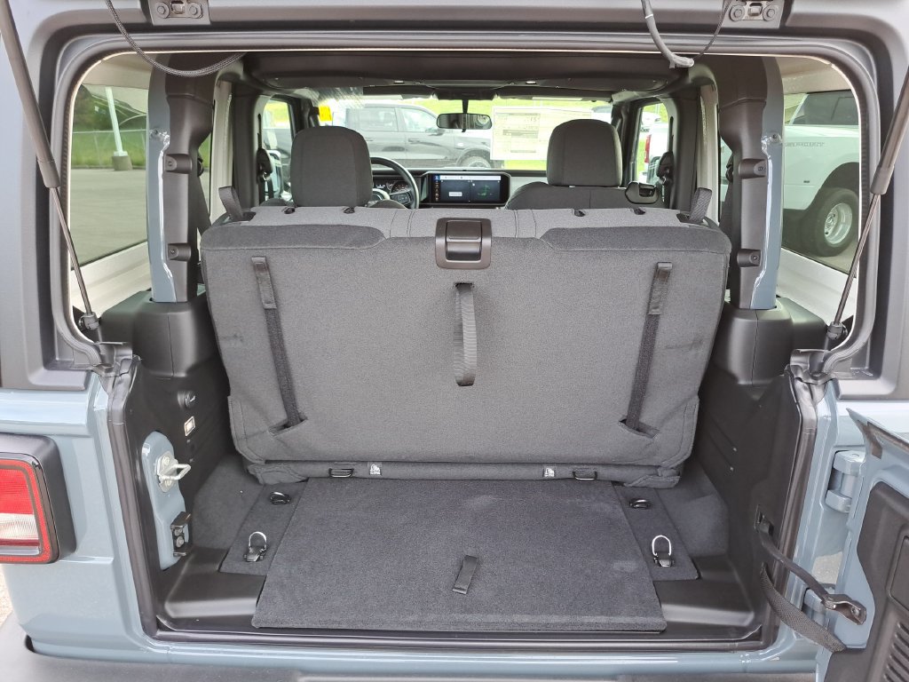 New 2026 Jeep Wrangler Sport AWD/4WD image 11