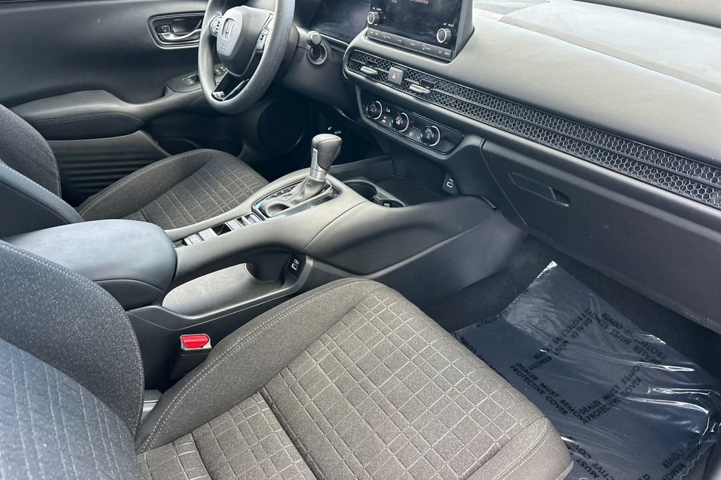Certified 2023 Honda HR-V LX image 16