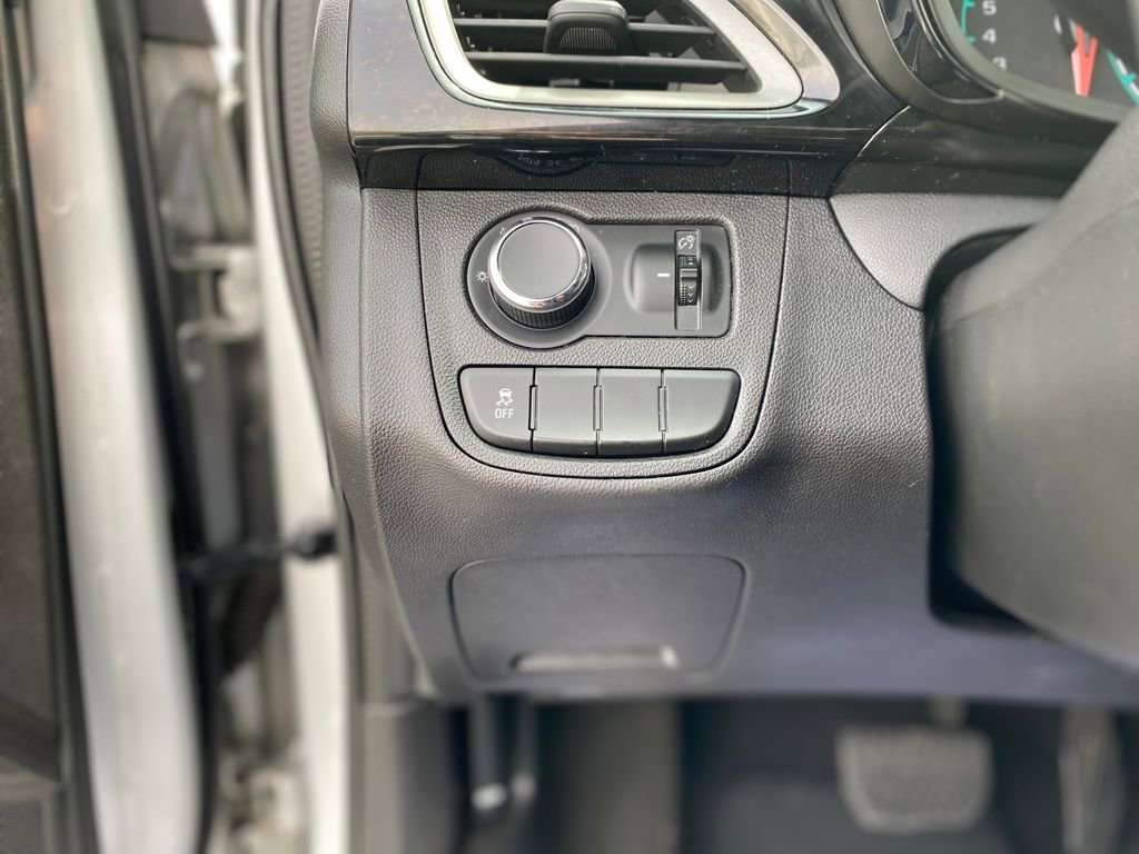 Used 2021 Chevrolet Spark LT FWD image 30