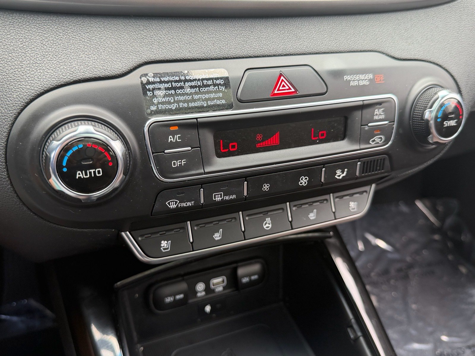 Used 2019 Kia Sorento SX w/ SX Touring Package FWD image 28