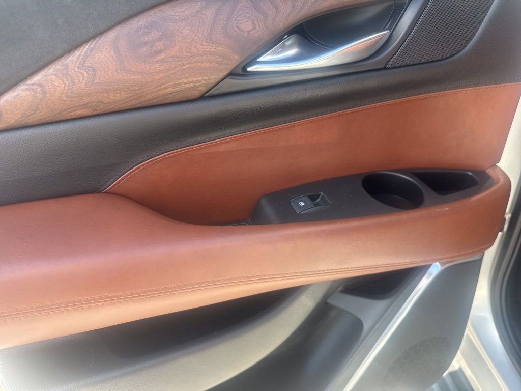 Used 2017 Cadillac Escalade Premium Luxury image 13