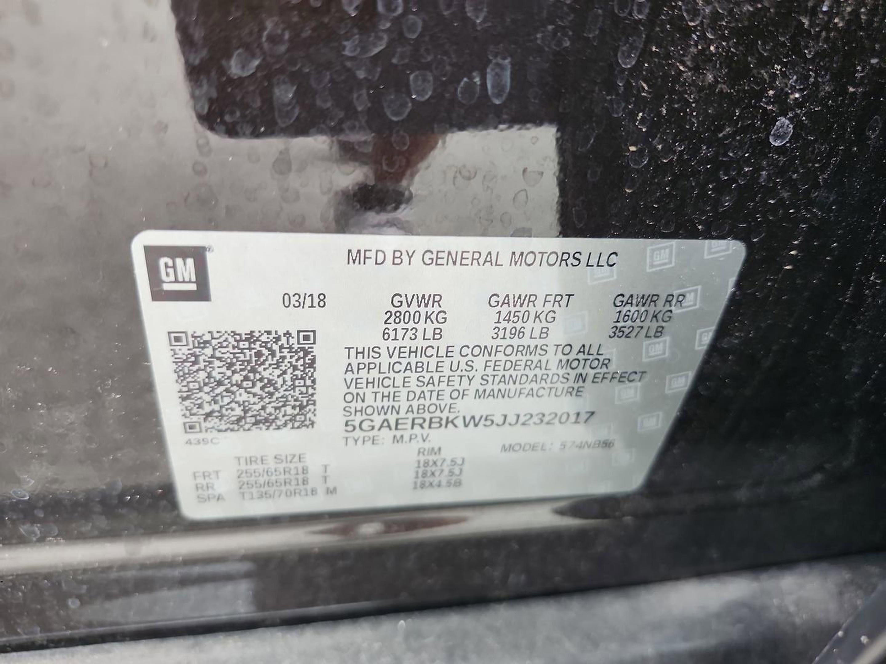 Used 2018 Buick Enclave Essence image 24