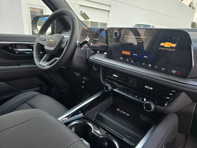 New 2026 Chevrolet Suburban LT w/ Comfort Package AWD/4WD image 10