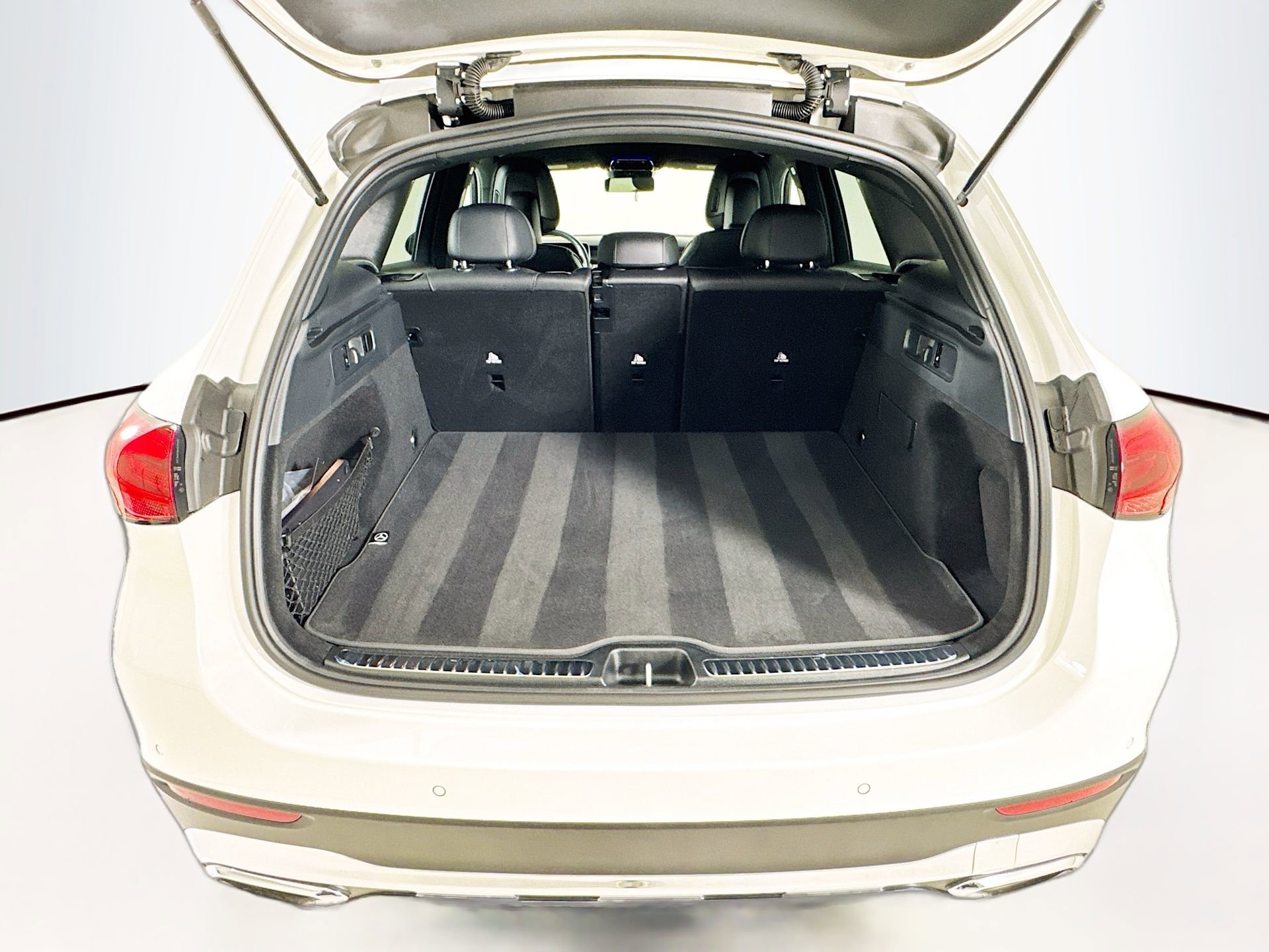 Certified 2025 Mercedes-Benz GLC 300 image 26