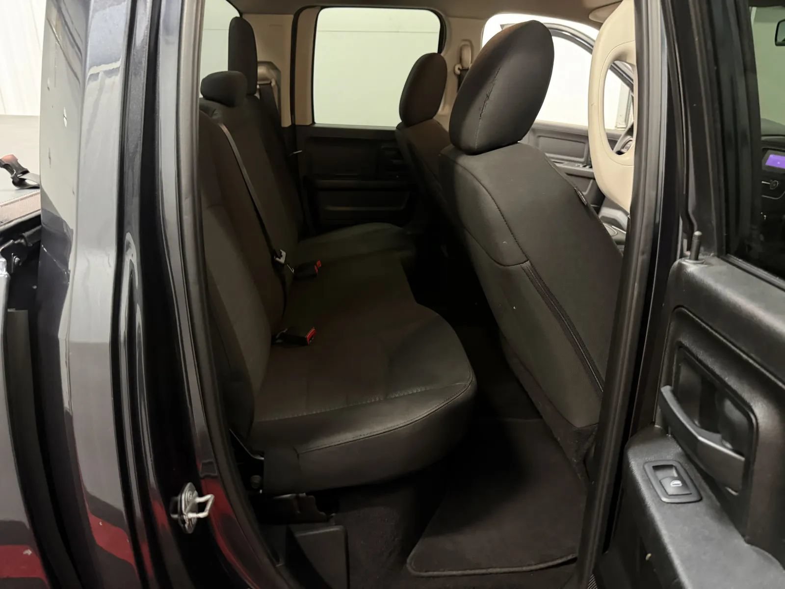 Used 2019 RAM 1500 Tradesman w/ Chrome Plus Package RWD image 41
