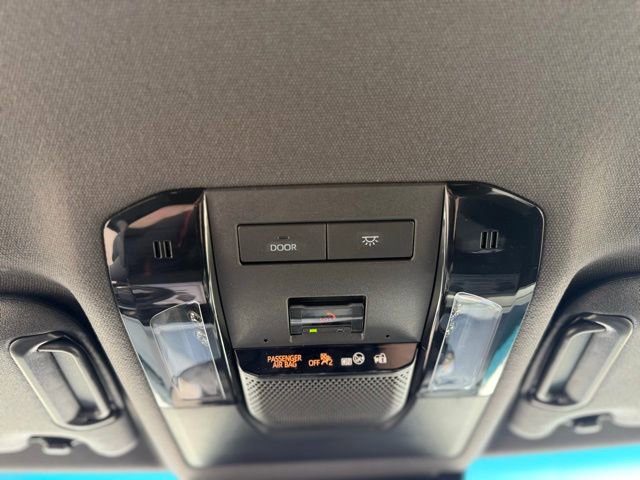 Used 2024 Toyota Land Cruiser image 25