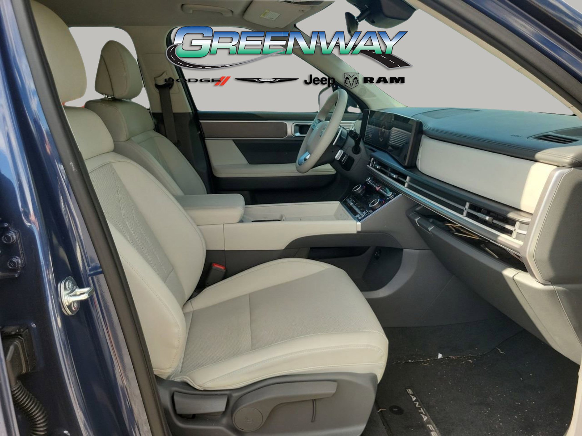 Used 2025 Hyundai Santa Fe SEL image 10