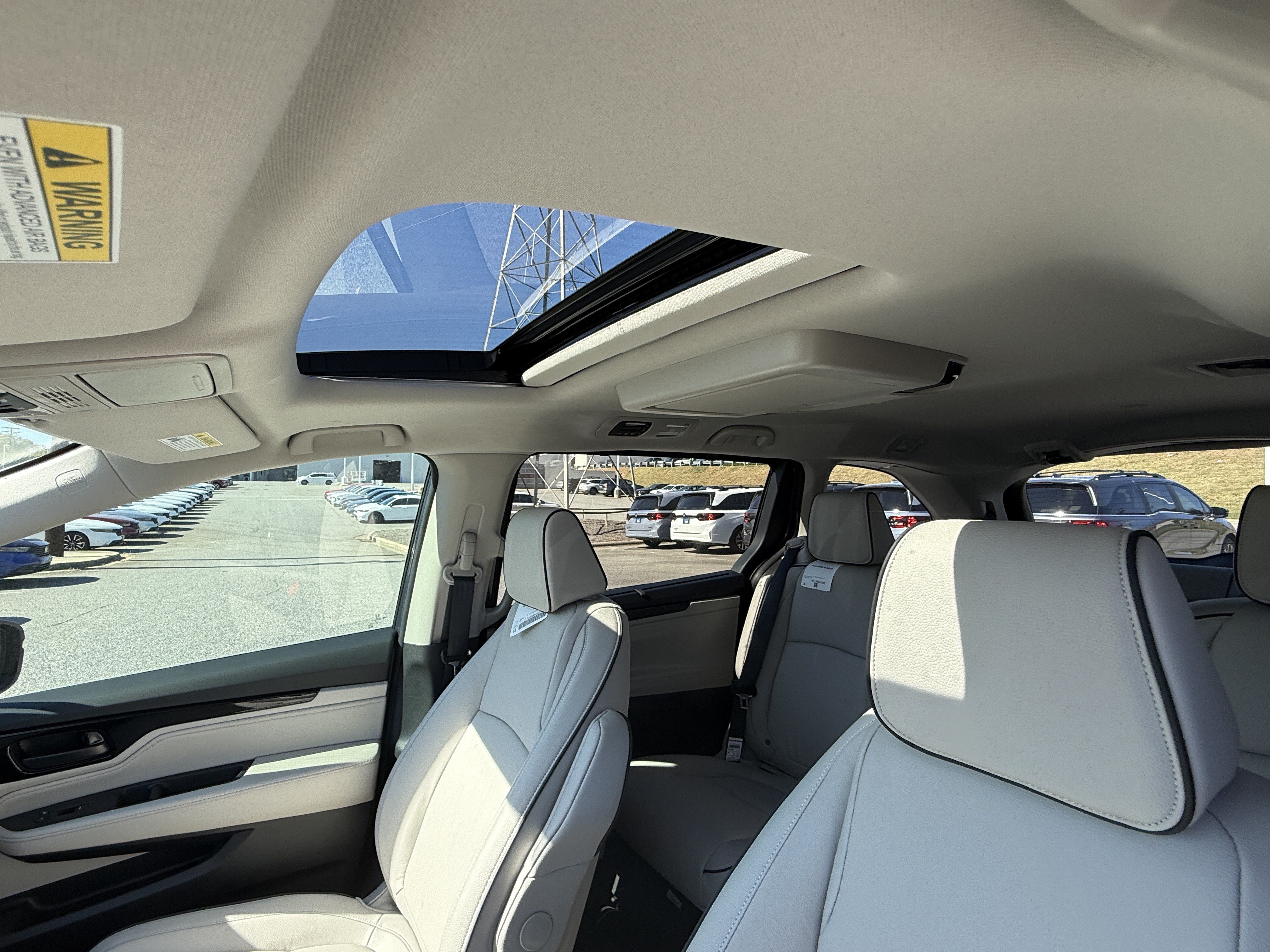 New 2027 Honda Odyssey Touring image 28
