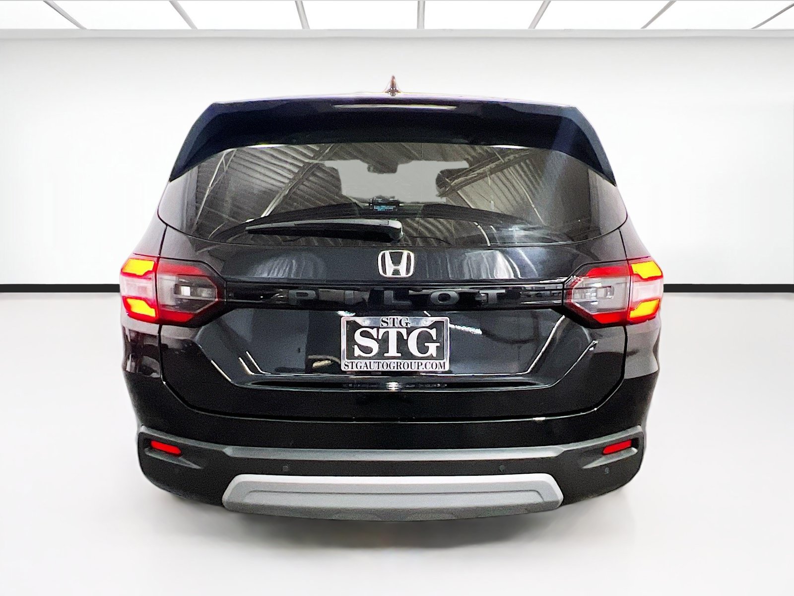 Used 2025 Honda Pilot EX-L image 5