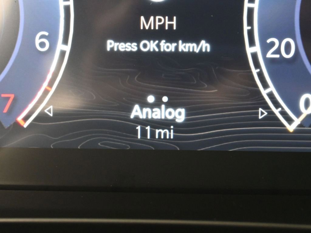 New 2025 Jeep Grand Cherokee L Laredo w/ Luxury Tech Group I image 39