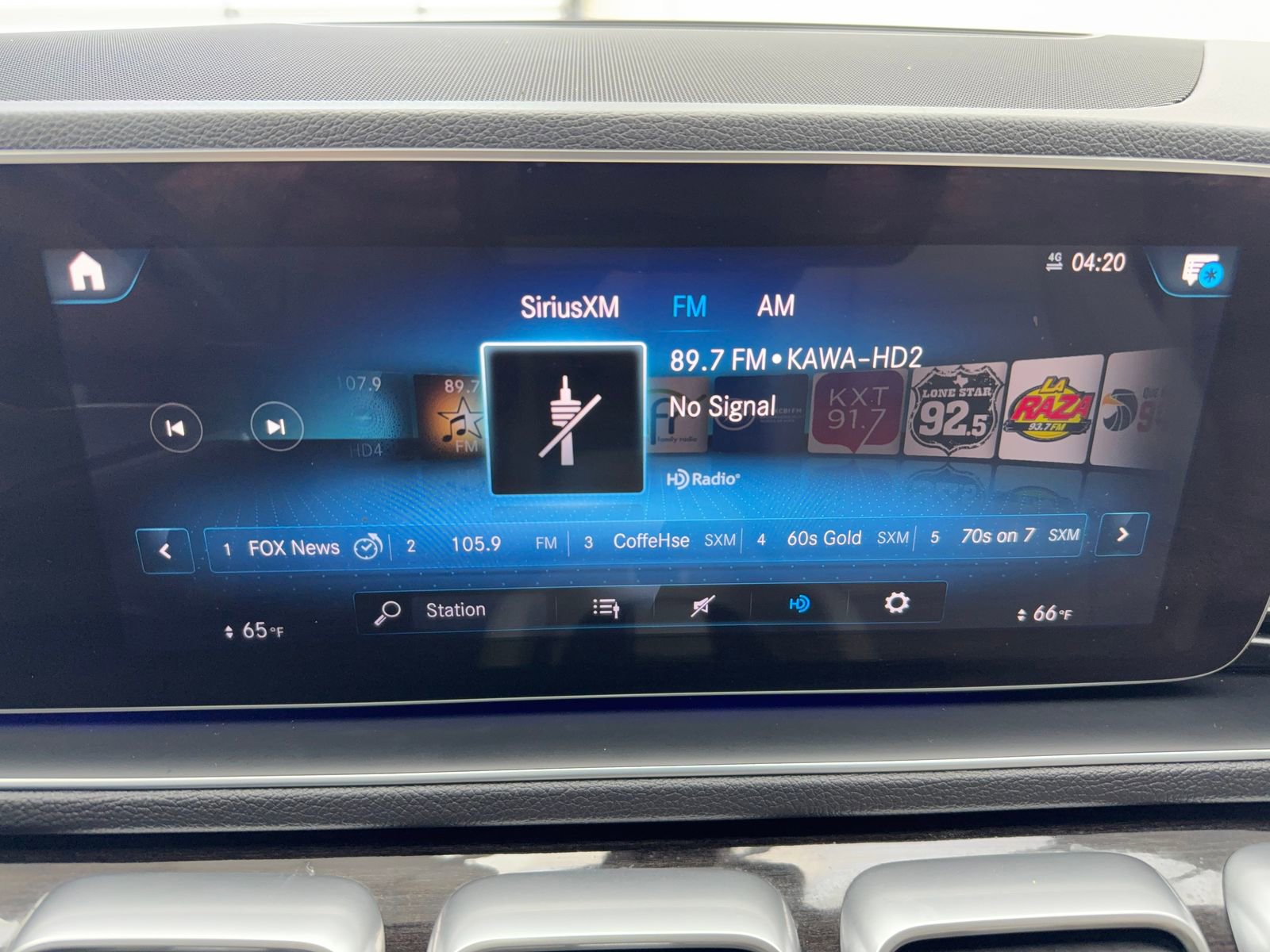 Used 2021 Mercedes-Benz GLE 350 4MATIC w/ Premium Package image 24