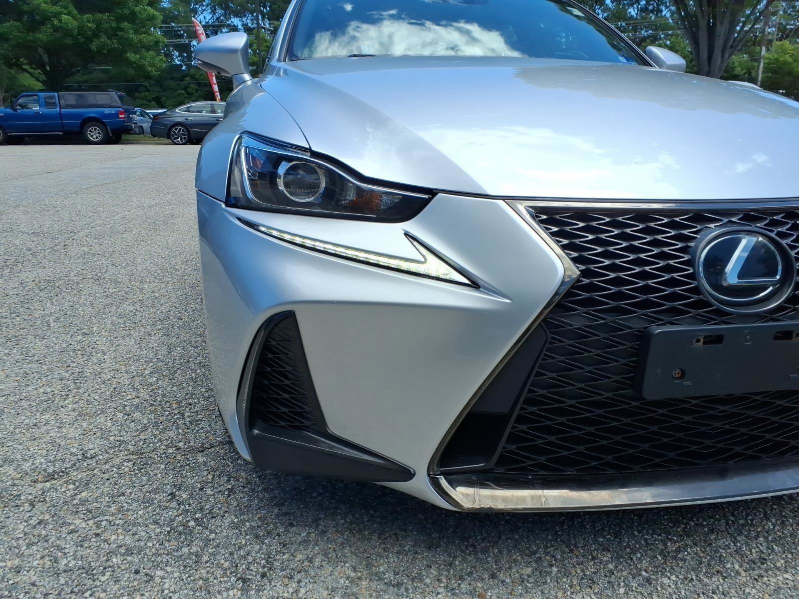 Used 2019 Lexus IS 300 F Sport w/ F Sport Package AWD/4WD image 3
