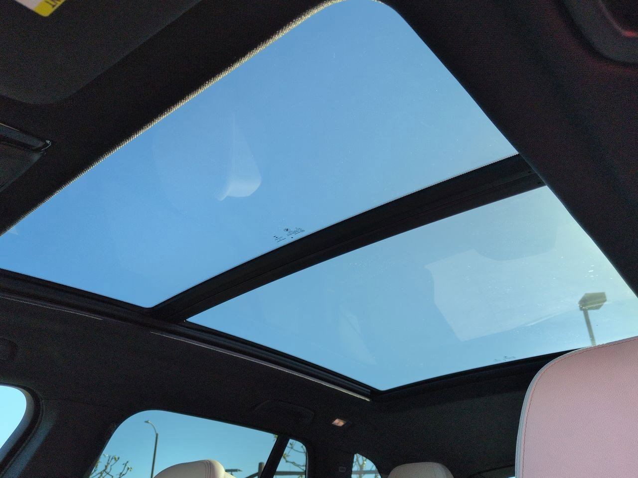 Used 2022 BMW X5 sDrive40i w/ M Sport Package image 19