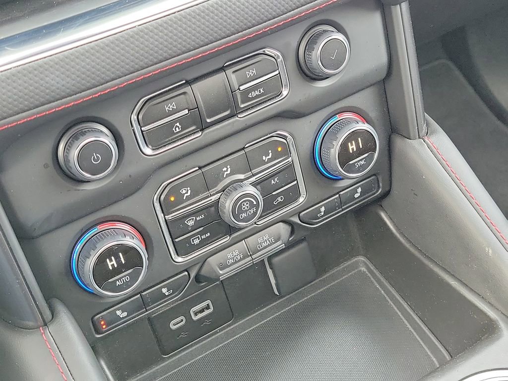 Used 2024 Chevrolet Tahoe RST w/ Luxury Package image 20