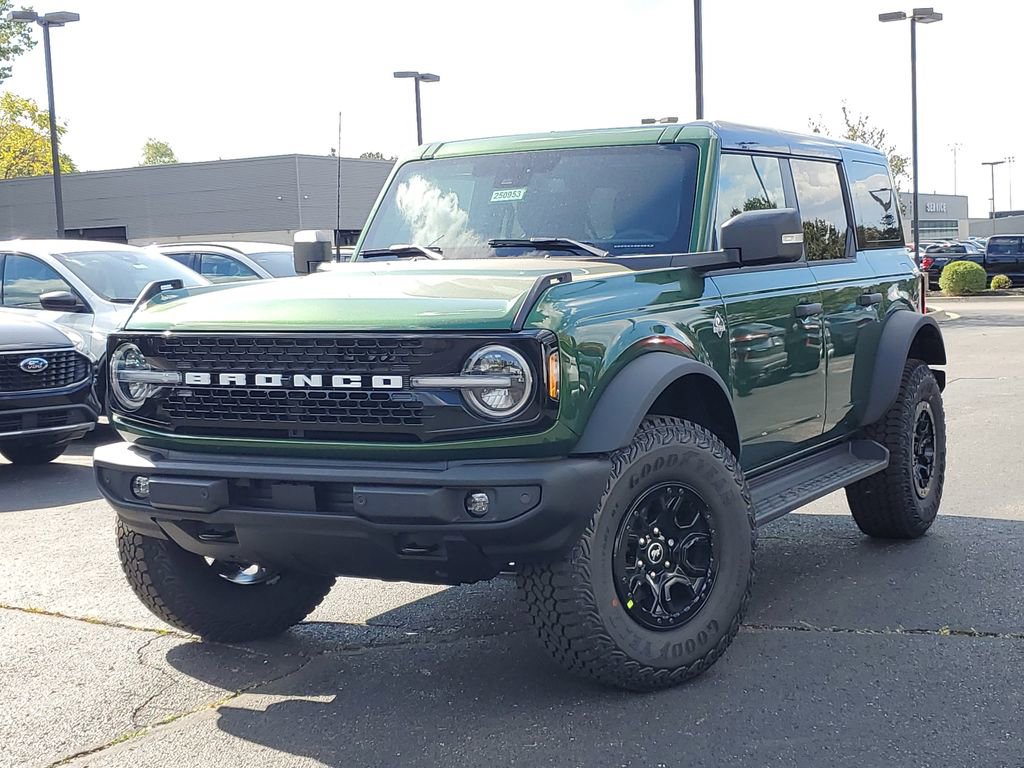 New 2025 Ford Bronco Outer Banks
