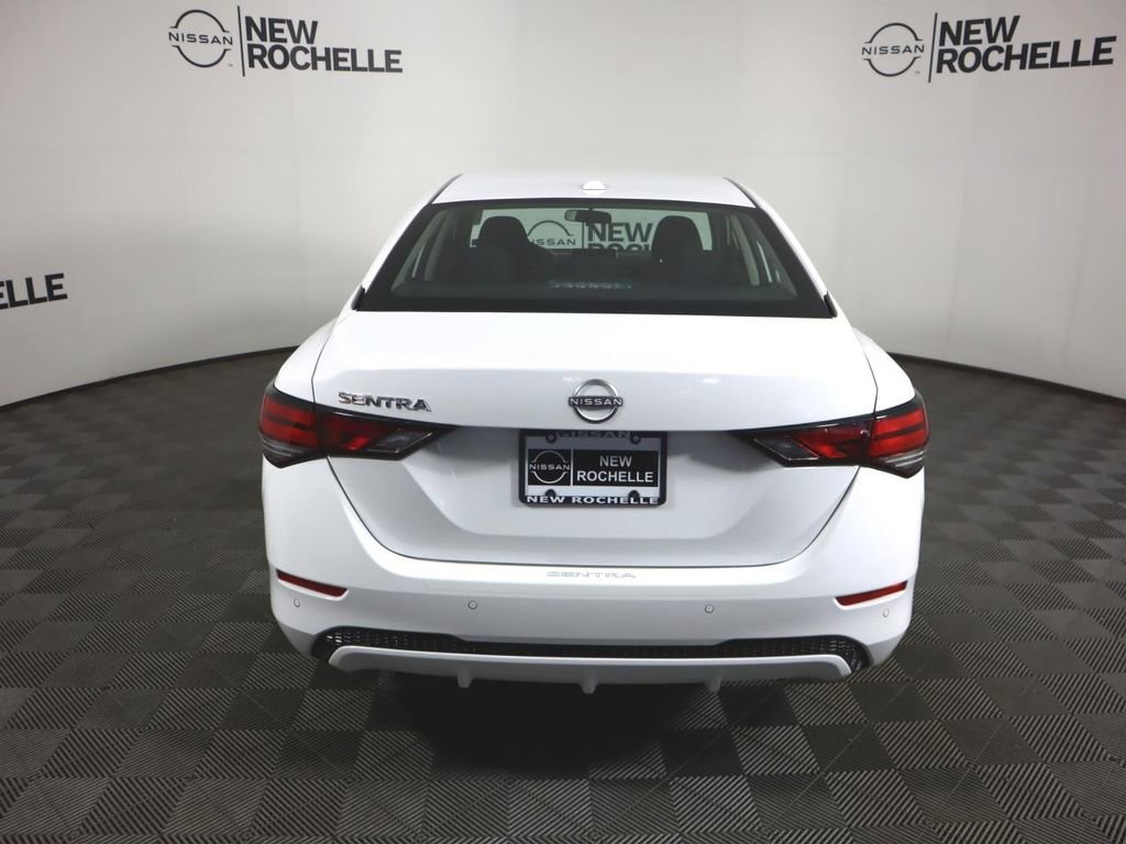 Certified 2025 Nissan Sentra SV w/ Trunk Package image 6