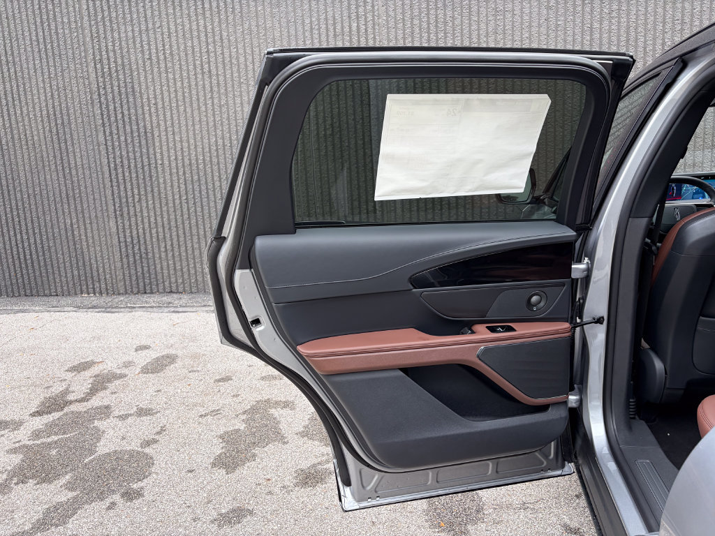 New 2026 Lincoln Nautilus Reserve w/ Jet Appearance Package AWD/4WD image 21