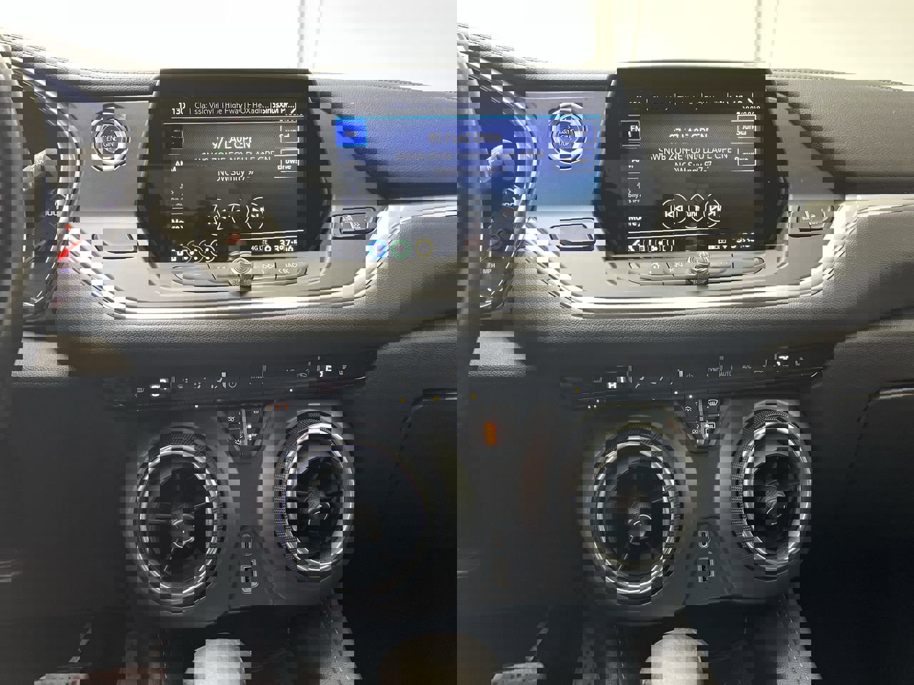 Used 2019 Chevrolet Blazer LT image 16