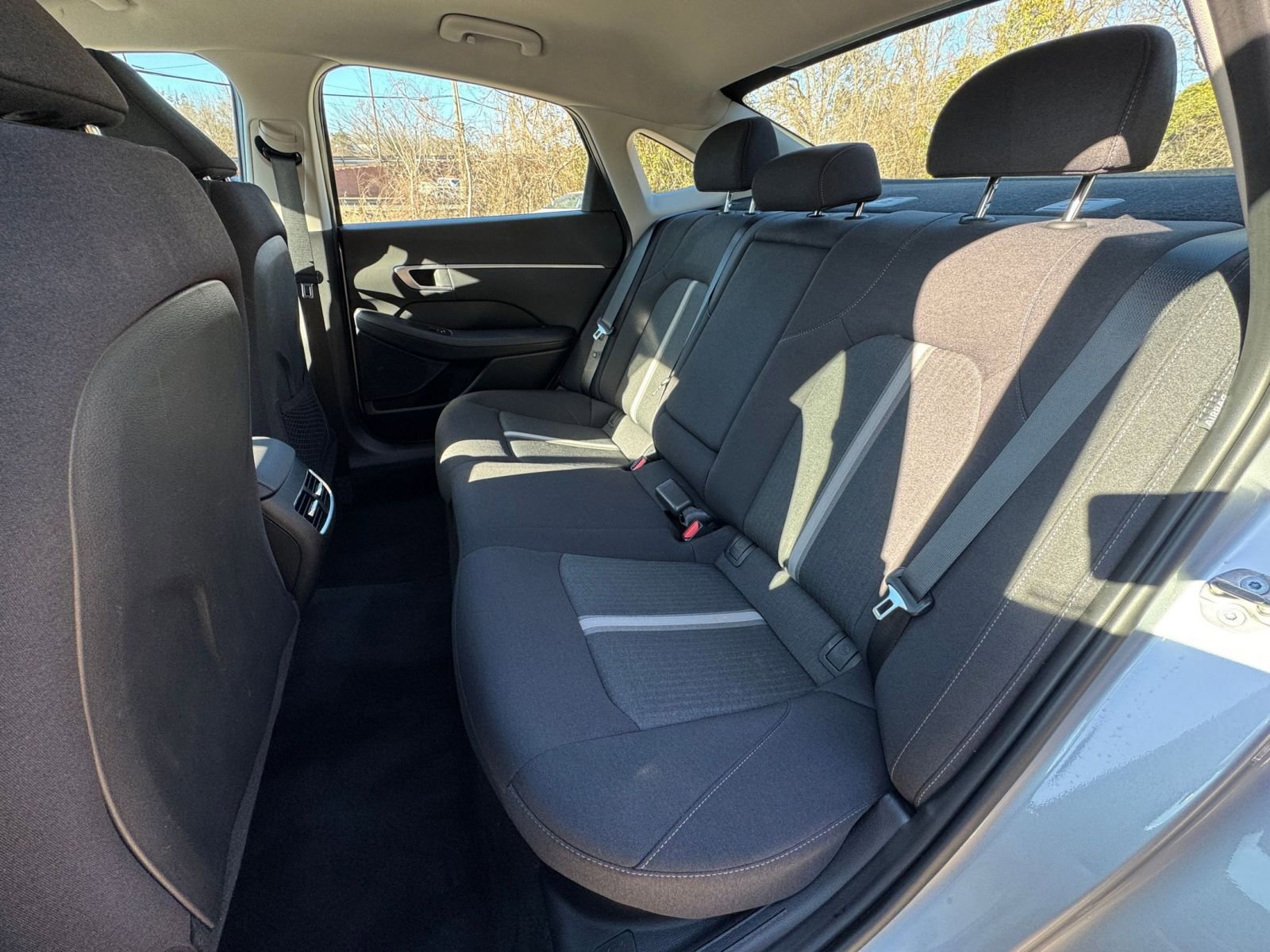Used 2025 Hyundai Sonata SEL FWD image 33