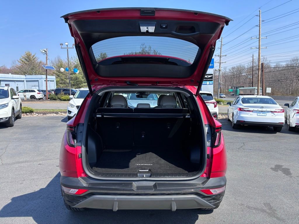 Used 2023 Hyundai Tucson Limited w/ Cargo Package image 11