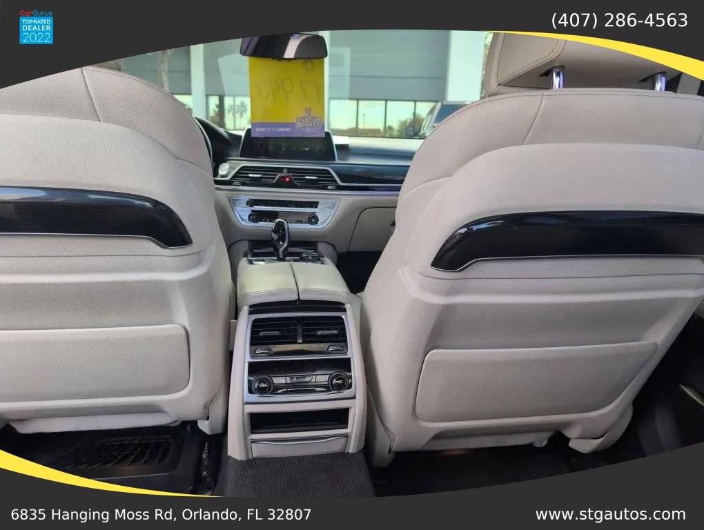 Used 2017 BMW 740i image 19