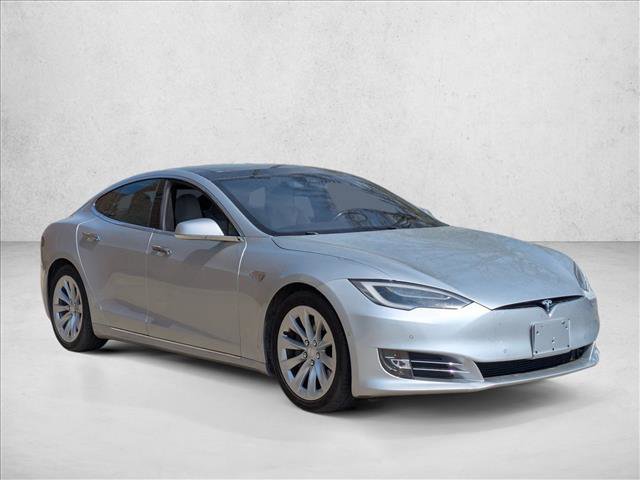 Used 2016 Tesla Model S 90D image 3