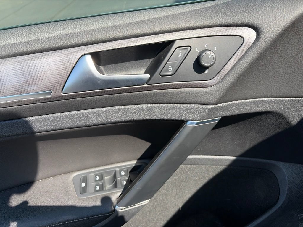 Used 2019 Volkswagen Golf Alltrack S AWD/4WD image 14