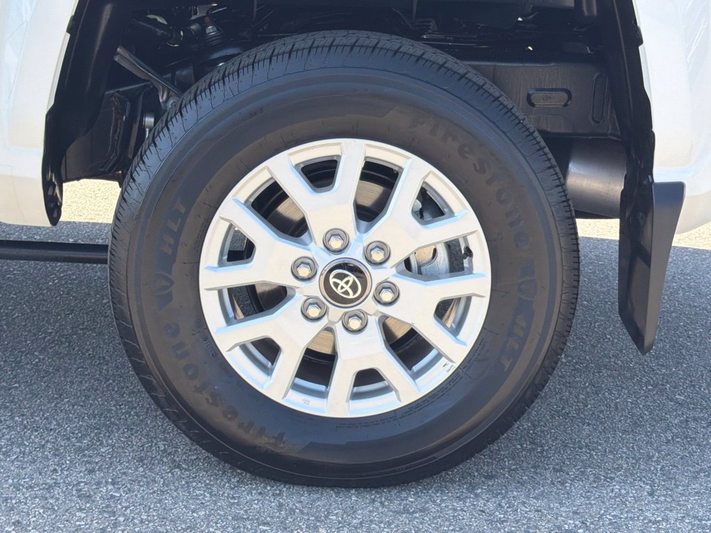 Used 2026 Toyota Tacoma SR5 AWD/4WD image 41