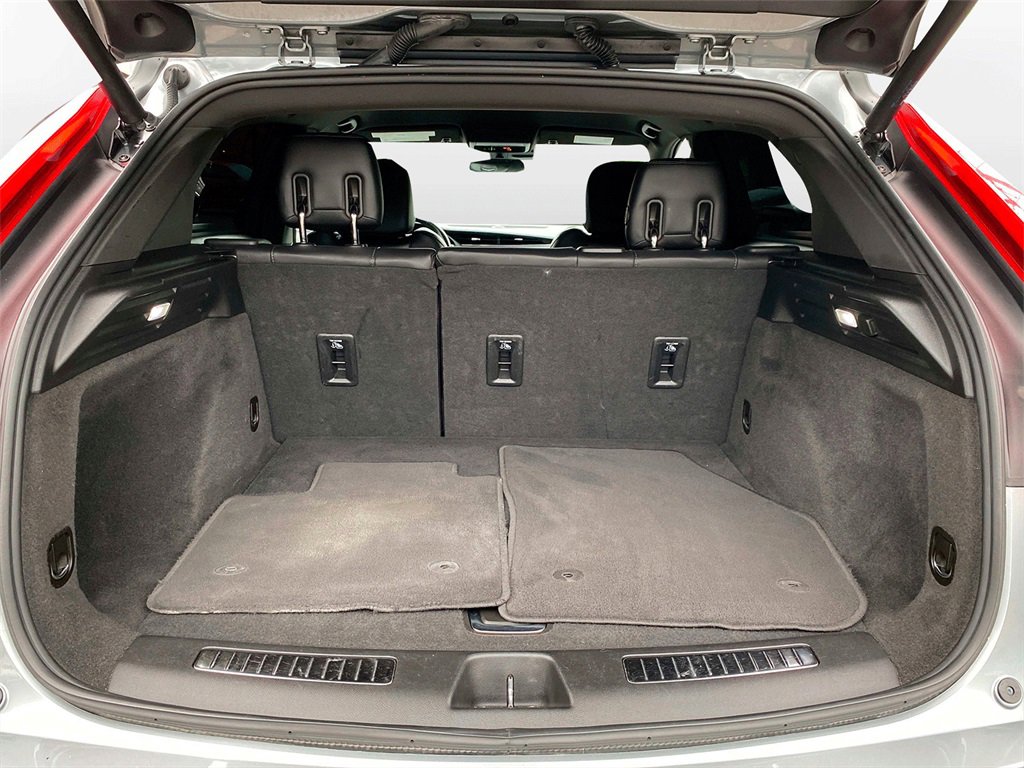 Used 2023 Cadillac XT4 Premium Luxury w/ Cold Weather Package image 12