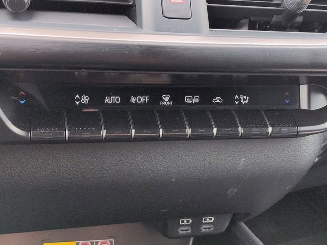 Used 2025 Lexus UX 300h FWD image 22