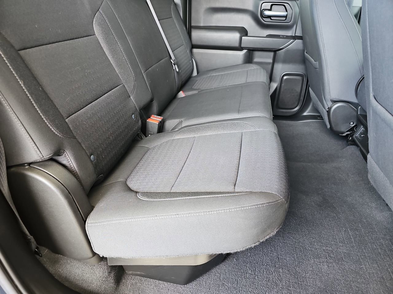 Used 2022 Chevrolet Silverado 1500 Custom w/ Safety Confidence Package AWD/4WD image 16