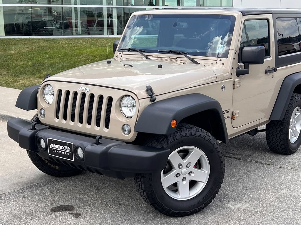 Used 2016 Jeep Wrangler Sport w/ Quick Order Package 24S AWD/4WD image 2