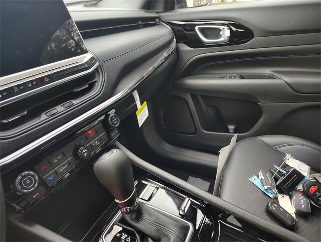 New 2026 Jeep Compass Latitude image 27