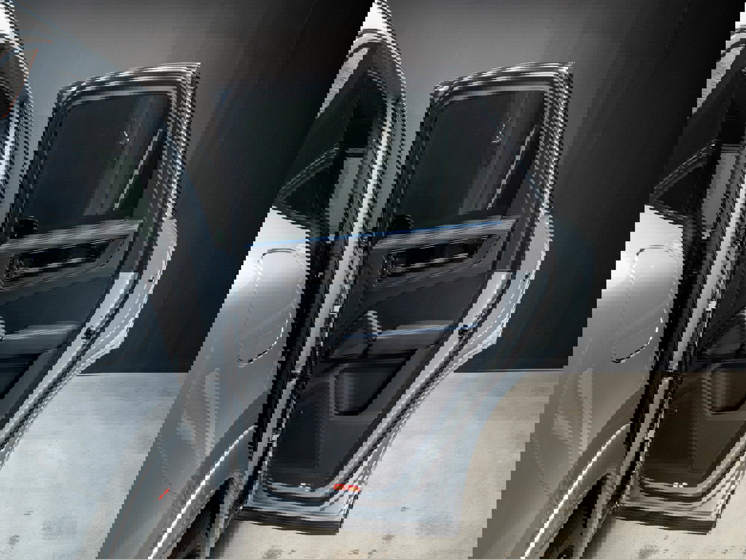 Certified 2025 Porsche Cayenne GTS image 42