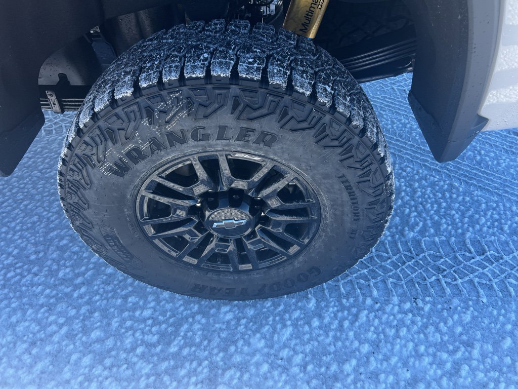 New 2026 Chevrolet Silverado 2500 ZR2 w/ LPO, Dark Essentials Package image 8