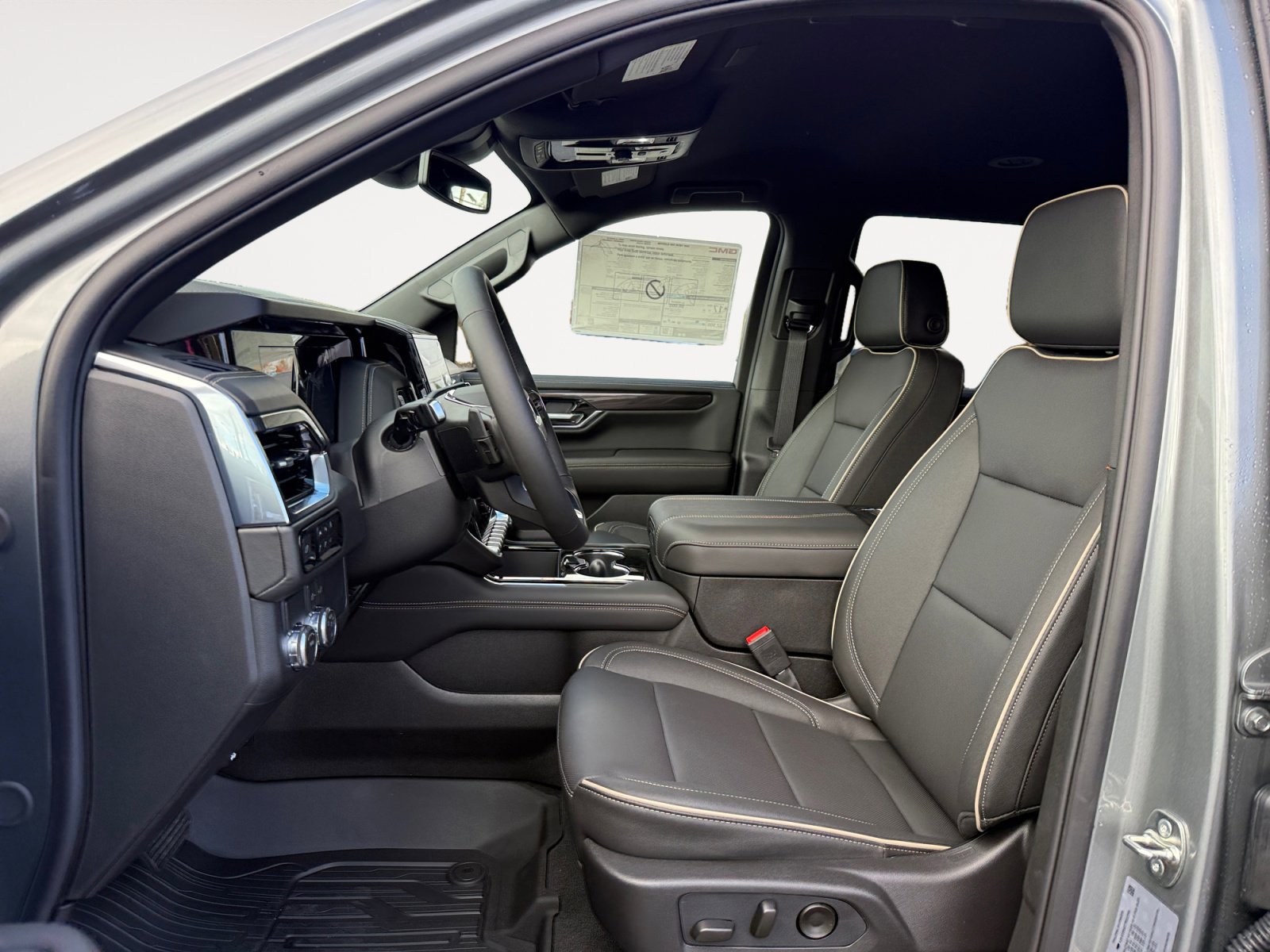 New 2026 GMC Yukon Elevation w/ LPO, Floor Liner Package image 10