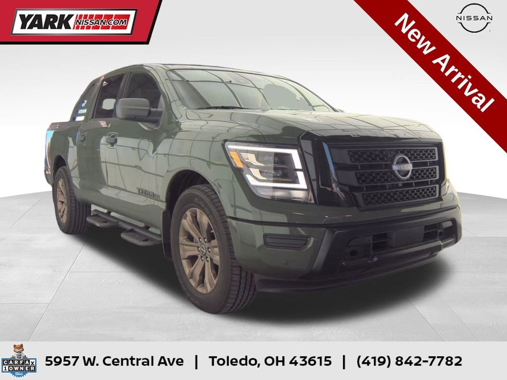 Used 2024 Nissan Titan SV w/ SV Bronze Edition Package image 1
