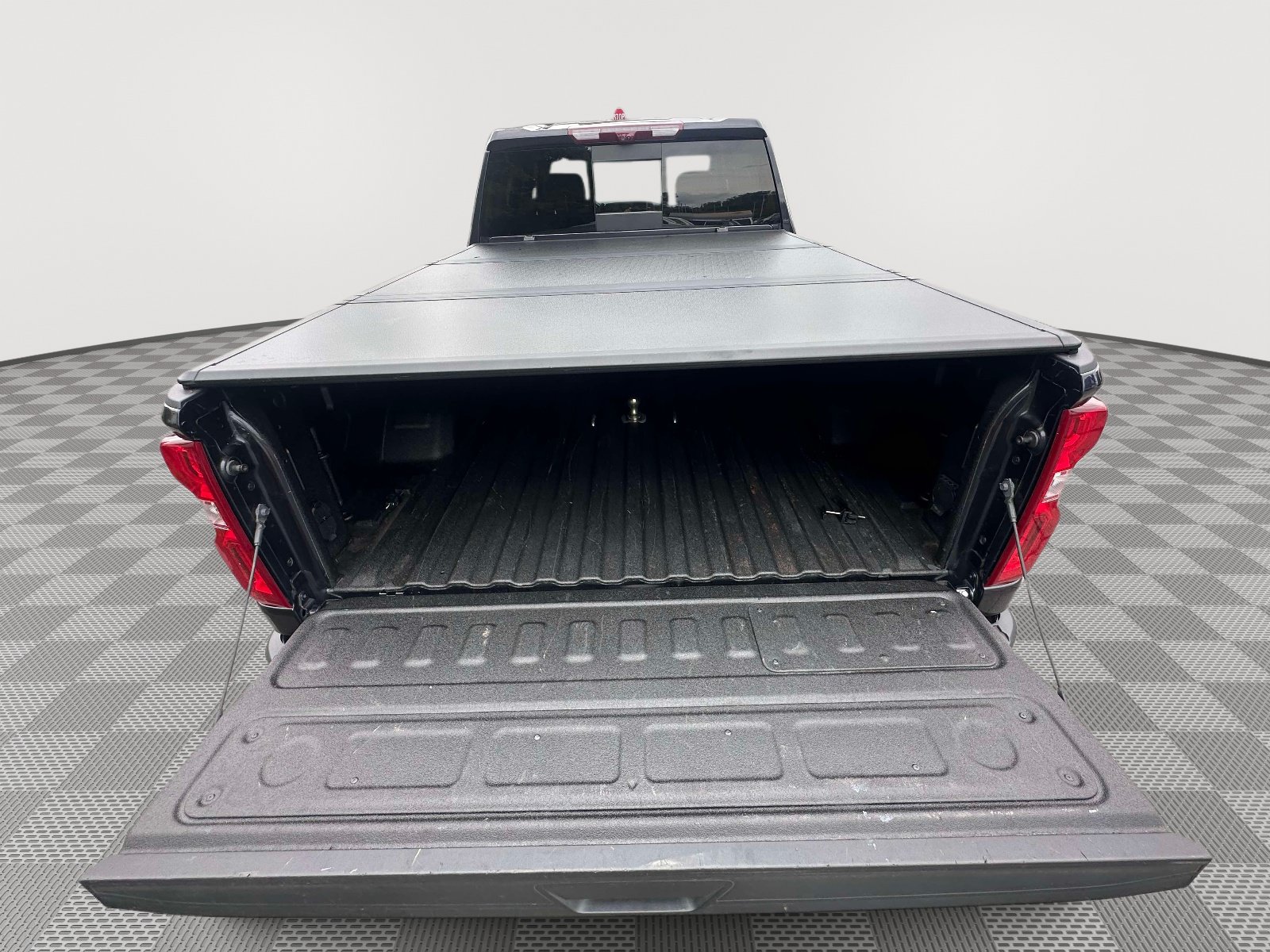 Used 2024 Chevrolet Silverado 2500 LTZ w/ LTZ Premium Package AWD/4WD image 33