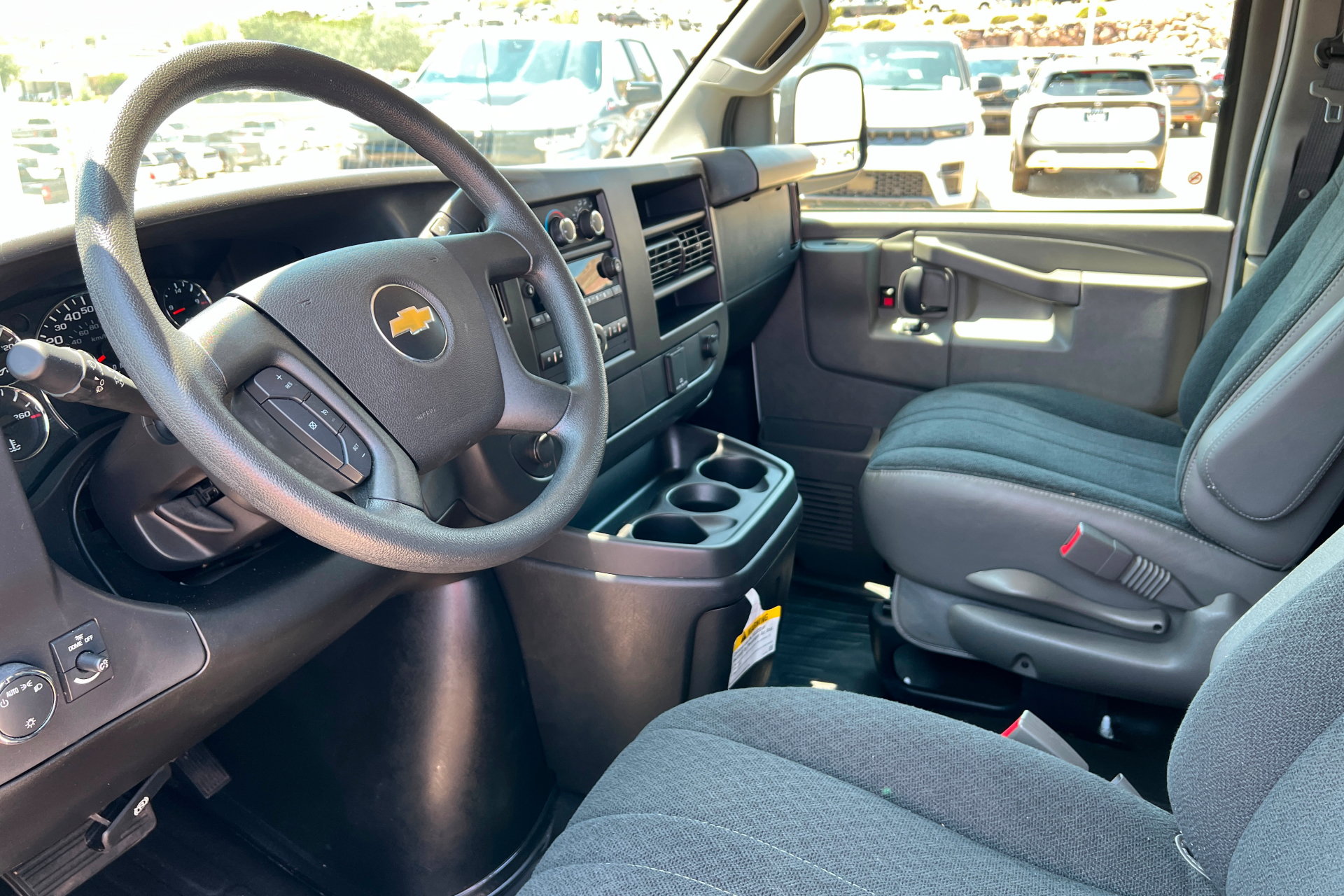 Used 2024 Chevrolet Express 2500 w/ Driver Convenience Package RWD image 12