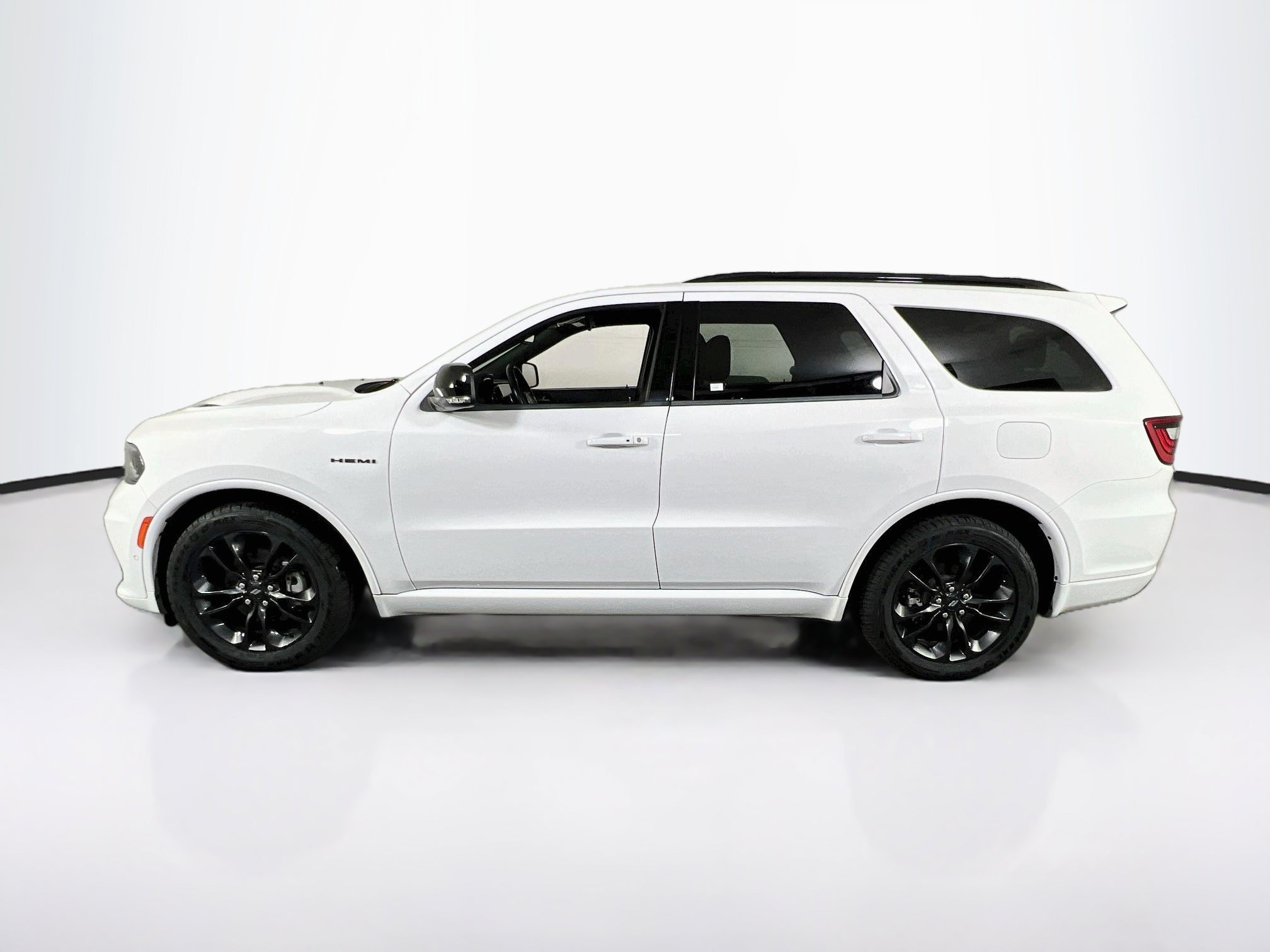 Used 2023 Dodge Durango R/T AWD/4WD image 8