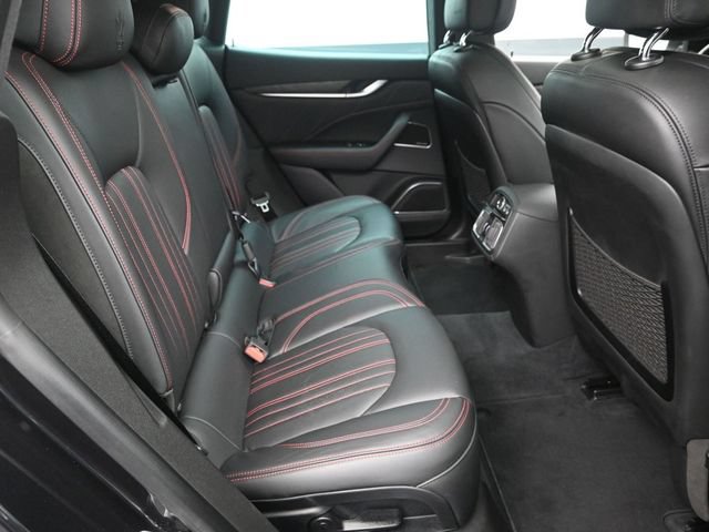 Used 2023 Maserati Levante GT AWD/4WD image 14