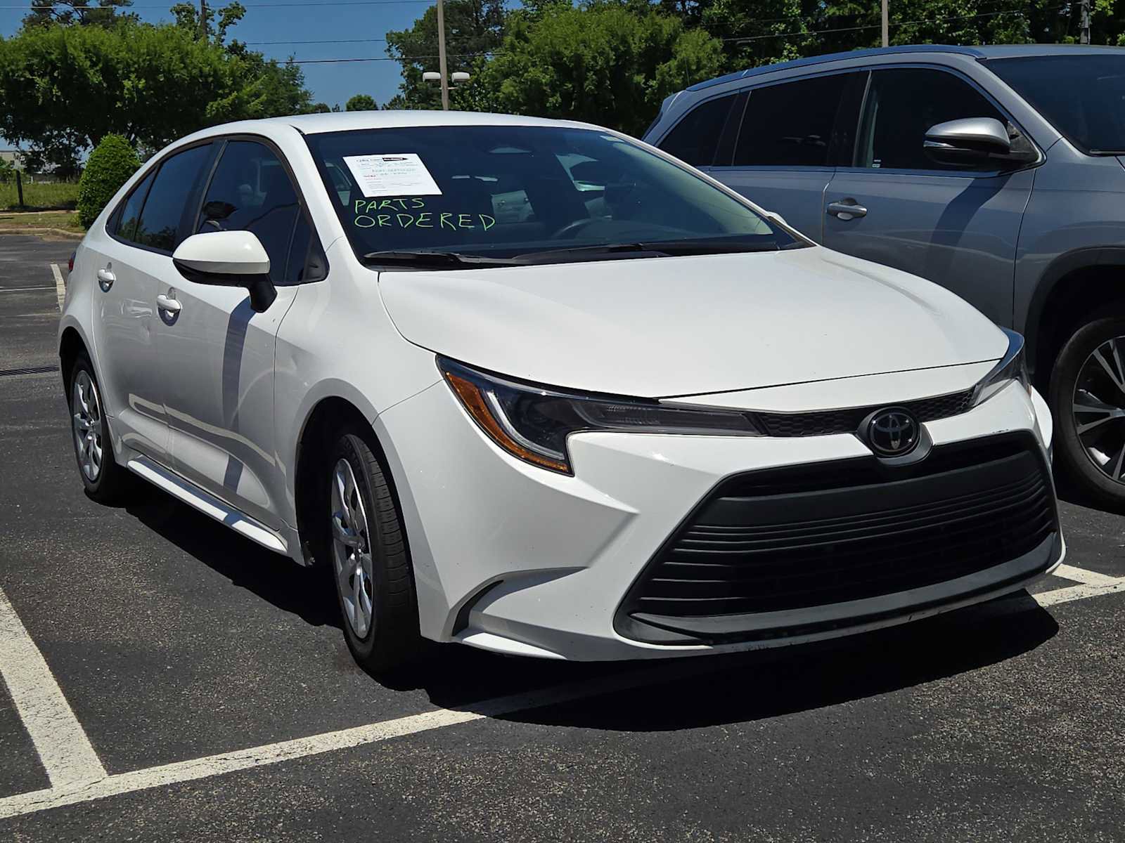 Used 2023 Toyota Corolla LE FWD image 1