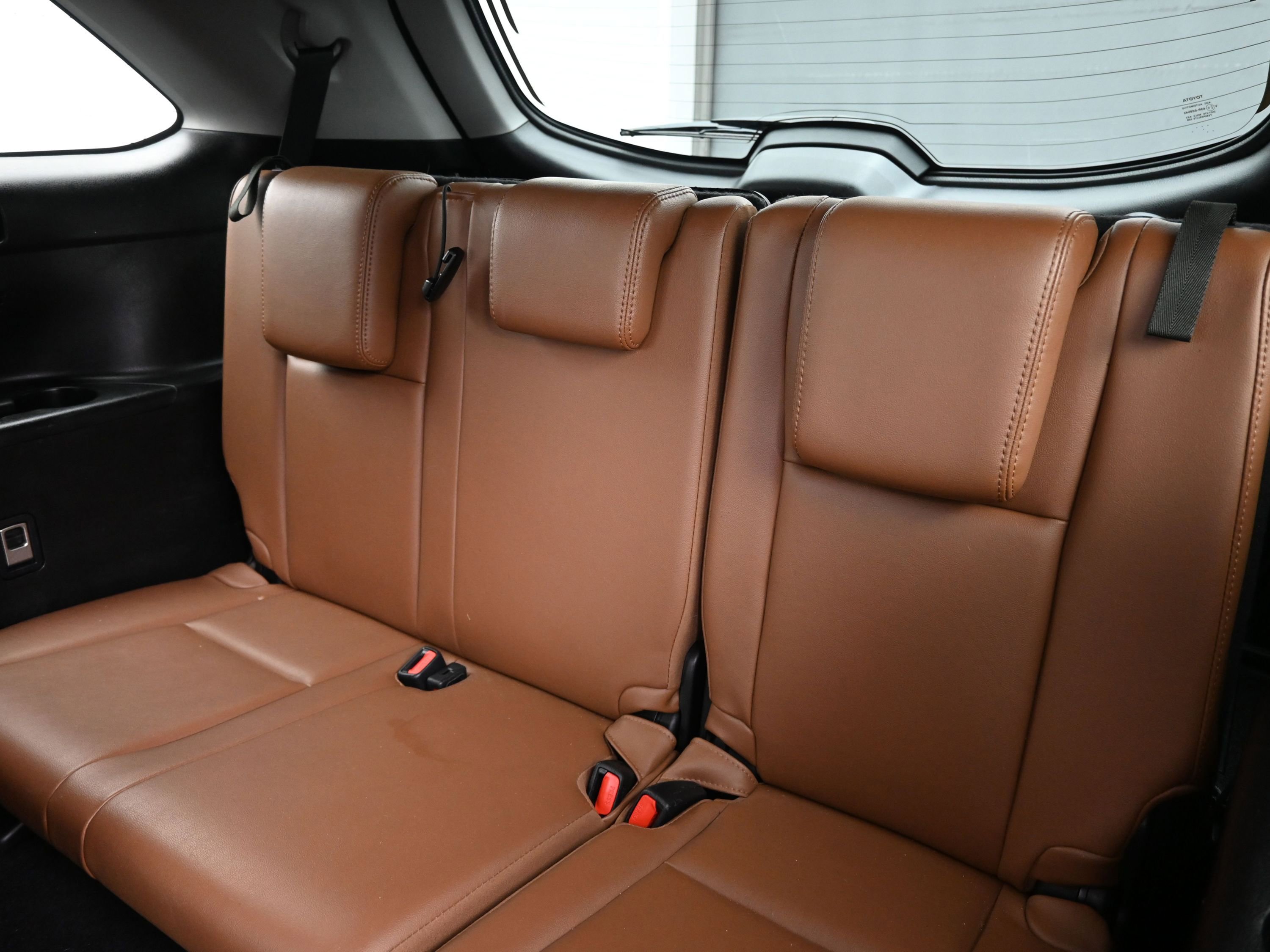 Used 2018 Toyota Highlander Limited w/ Protection Package #3 image 23