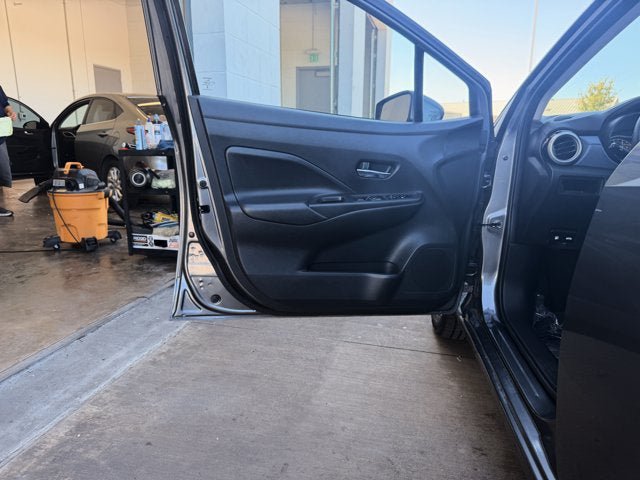 Used 2024 Nissan Versa SV FWD image 14
