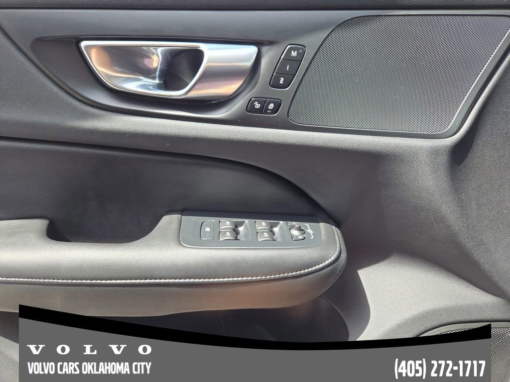 Used 2025 Volvo S60 B5 Core AWD/4WD image 22