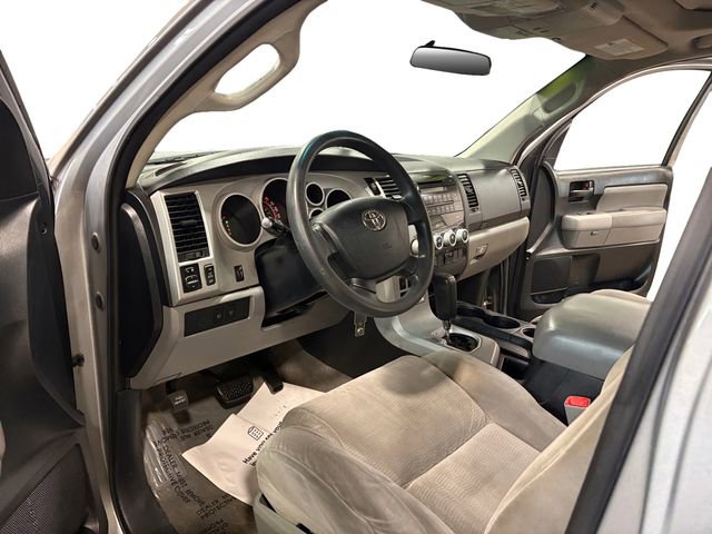 Used 2008 Toyota Sequoia SR5 AWD/4WD image 9