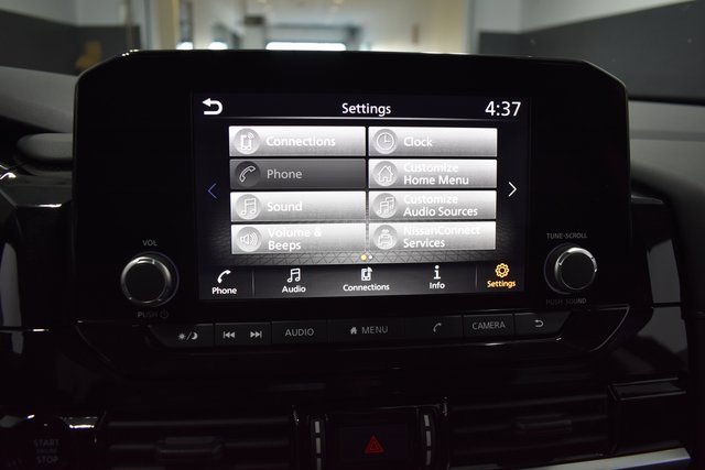 New 2025 Nissan Pathfinder SV image 22