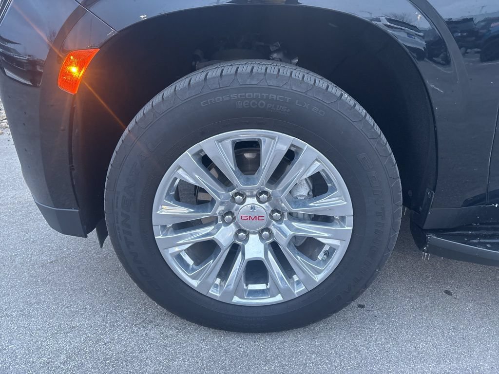 Used 2024 GMC Yukon Denali AWD/4WD image 11